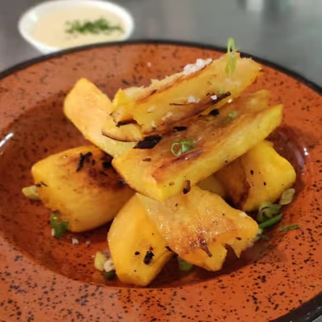 Yuca Stix - Peru.
